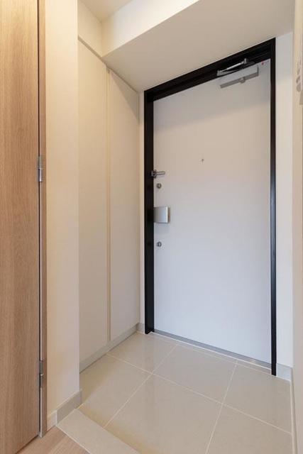 玄関　※写真は同タイプ住戸です。