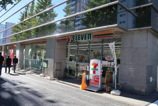 コンビニ　セブンイレブン小石川白山通り店（コンビニ）まで416m