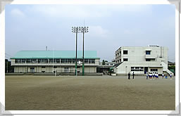 中学校　大井町立湘光中学校（中学校）まで678m