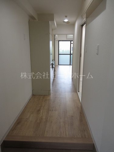 玄関　※別号室参考写真