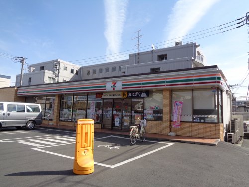 コンビニ　セブンイレブン 相模原東林間3丁目店（コンビニ）まで367m
