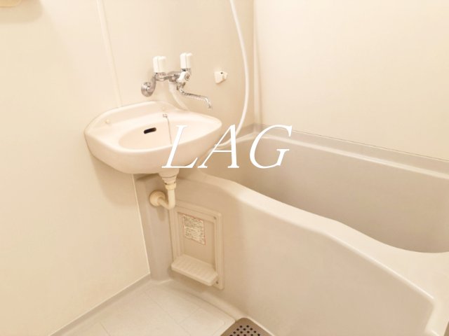 バス・シャワールーム　お風呂です。