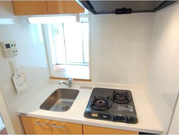 キッチン　同物件別部屋写真