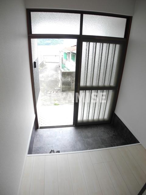 桜木戸建ての玄関写真
