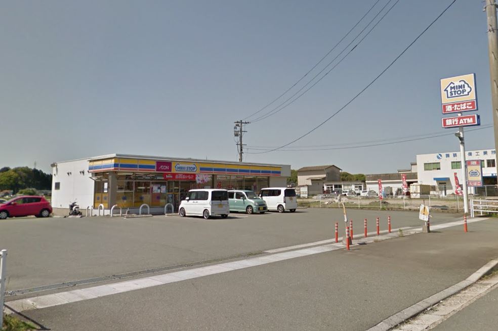 コンビニ　ミニストップ 飯塚柳橋店（コンビニ）まで348m