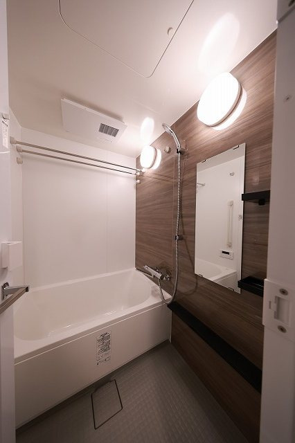 バス・シャワールーム　バス※別部屋参考写真
