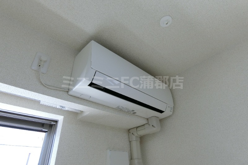 その他設備　エアコン２台