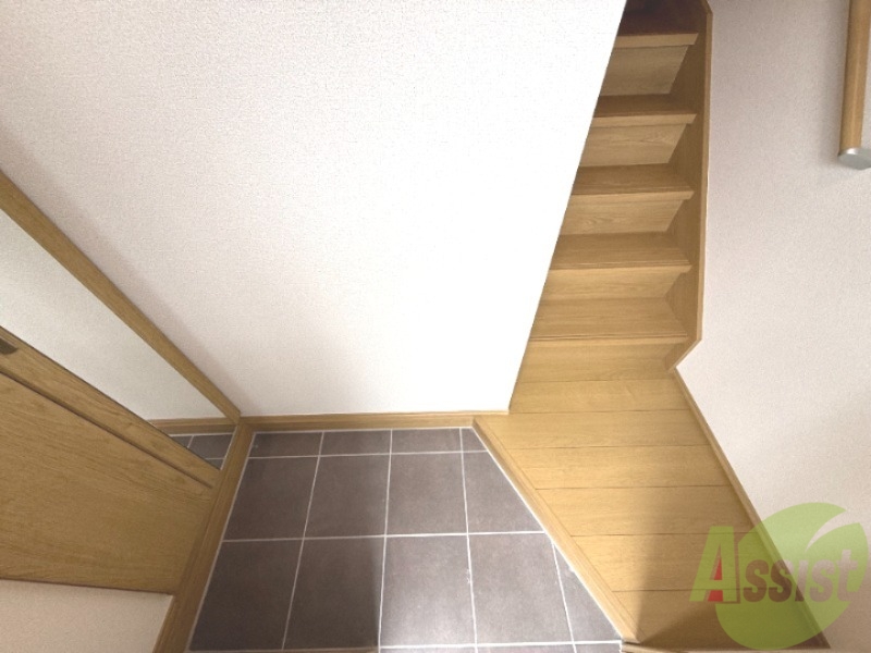 Calda famiglia A棟の玄関写真
