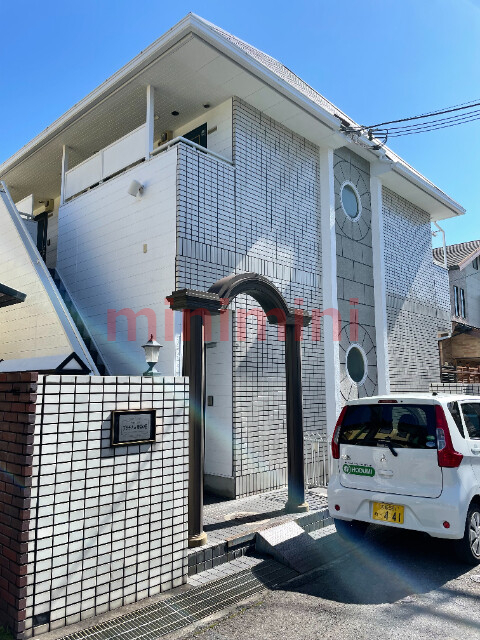 プラチナム登美の里の外観写真