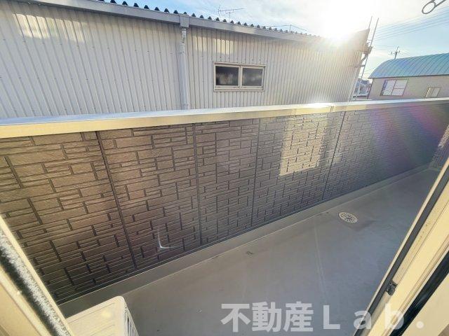 バルコニー　※反転タイプのお写真です。