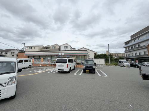 コンビニ　セブンイレブン豊中稲津1丁目店（コンビニ）まで343m