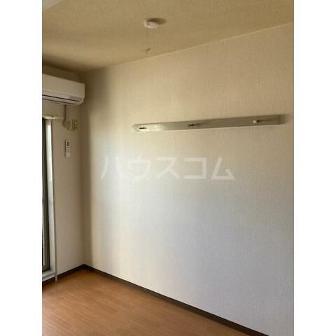 フジヤ マンションの居間写真