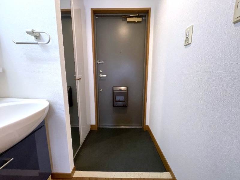 プレサンス神戸みなと元町の玄関写真