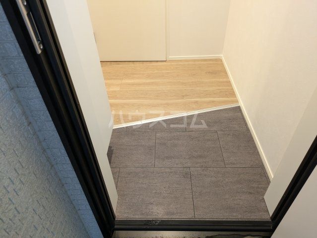 GRADUS祐光の玄関写真