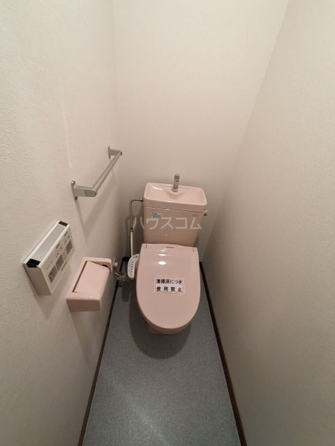 ノルデンハイム東三国III A棟のトイレ写真