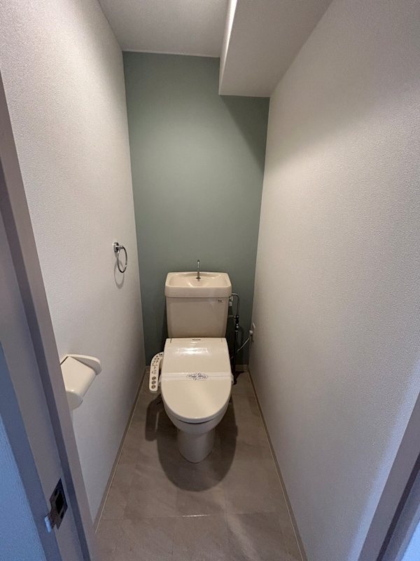 トイレ　※同建物の別のお部屋の写真です。