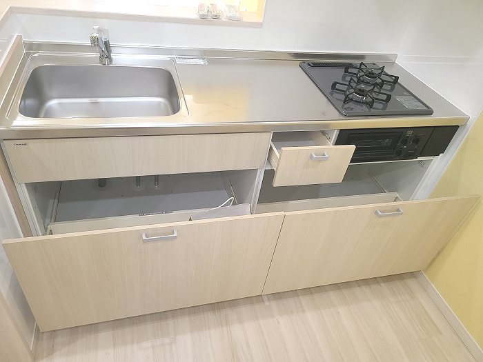 キッチン　同物件別部屋参考写真です