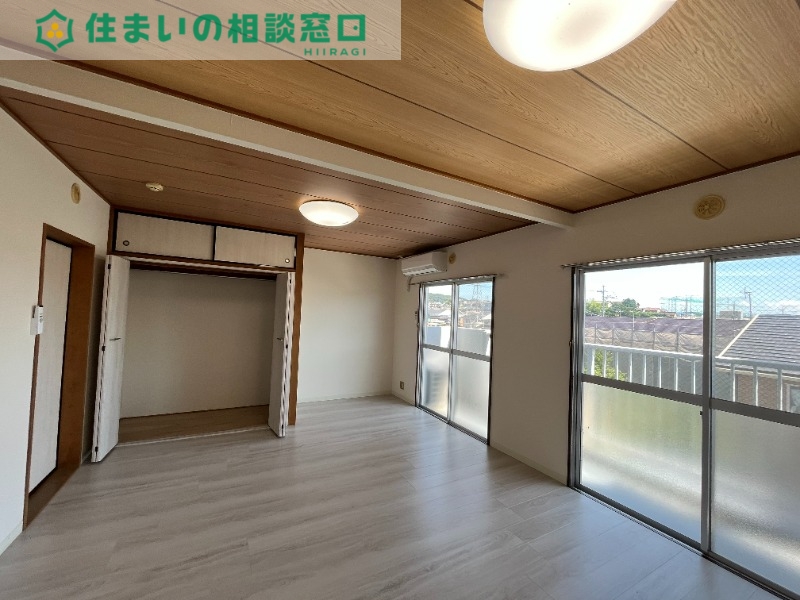 愛知環状鉄道 大門駅 徒歩35分 3階建 築34年の居間写真