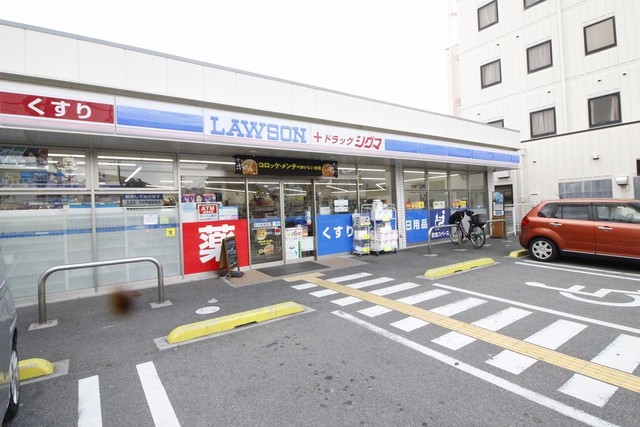 コンビニ　ローソン　八尾本町店（コンビニ）まで350m