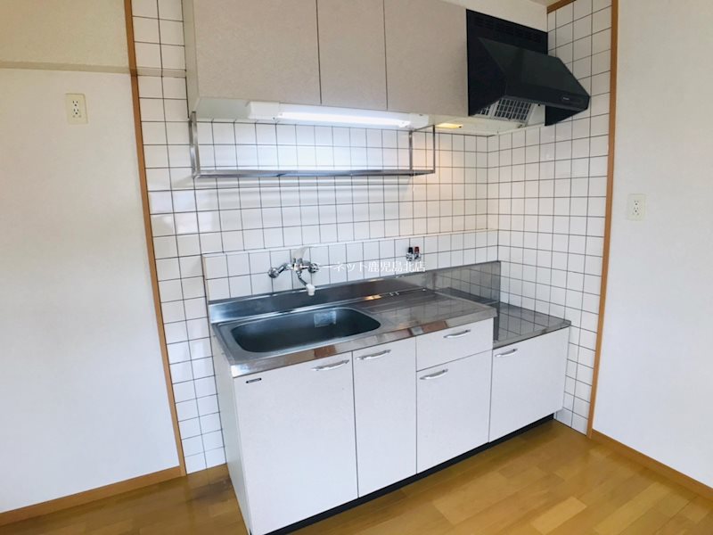 キッチン　※同じ間取りの違うお部屋です
