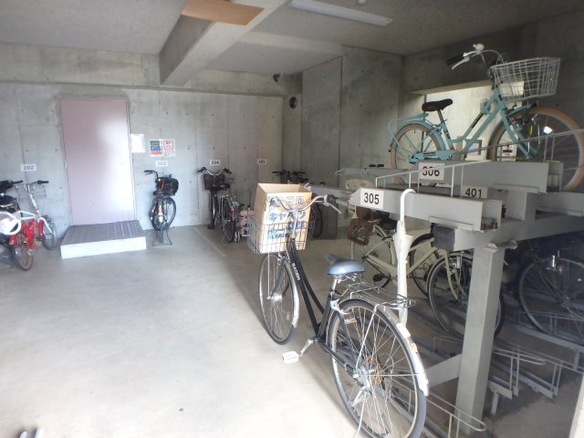 その他共有部分　屋内駐輪場