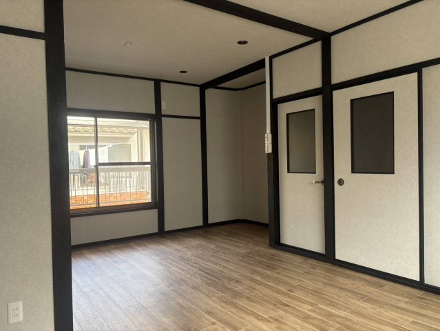 高井田元町貸家の内装写真