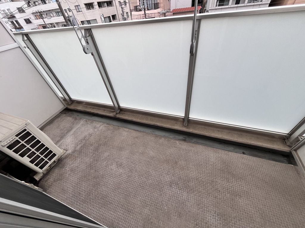バルコニー　写真は同タイプ住居です