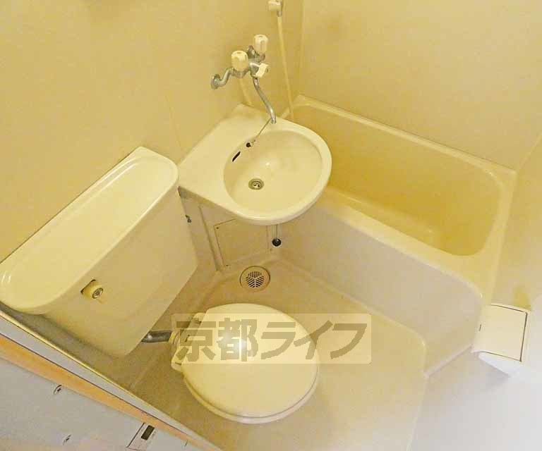 【京都市伏見区深草越後屋敷町のマンションのバス・シャワールーム】