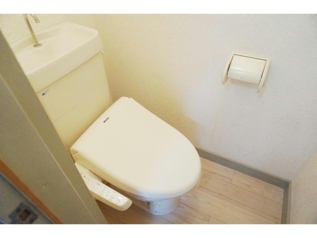 【パインヒル IIのトイレ】