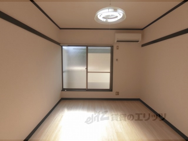 居室・リビング　居室