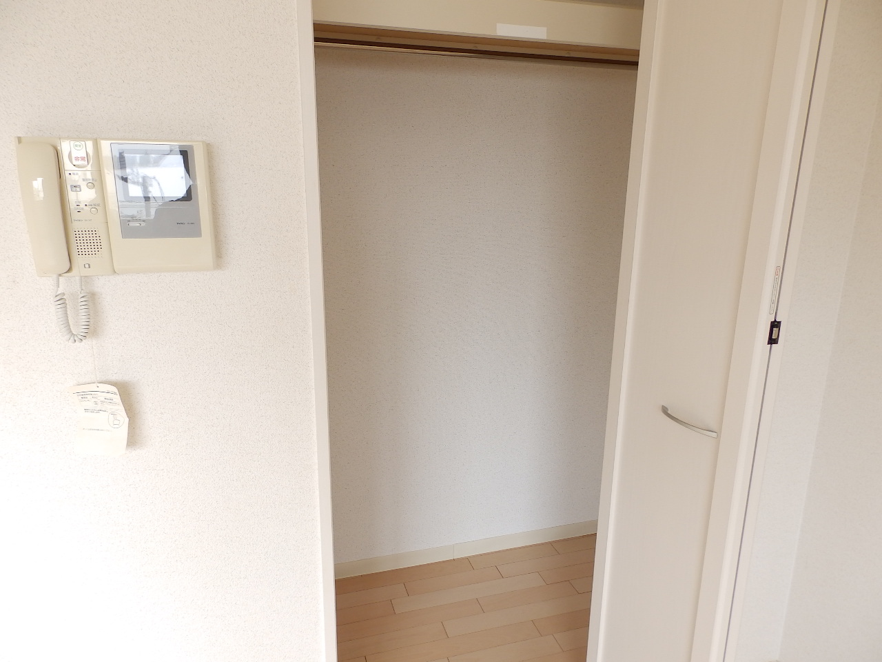 収納　クローゼット