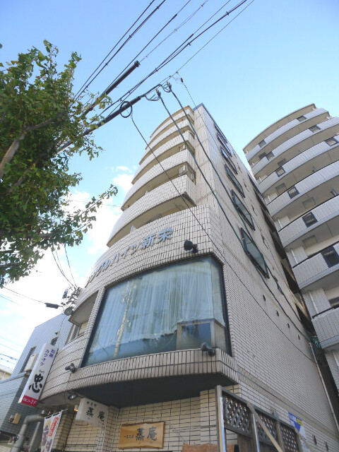 名古屋市中区新栄のマンションの建物外観