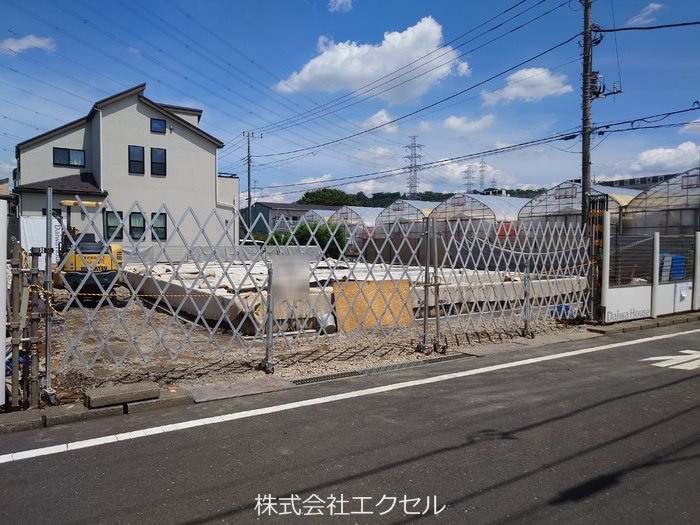 日野市平山のアパートの建物外観