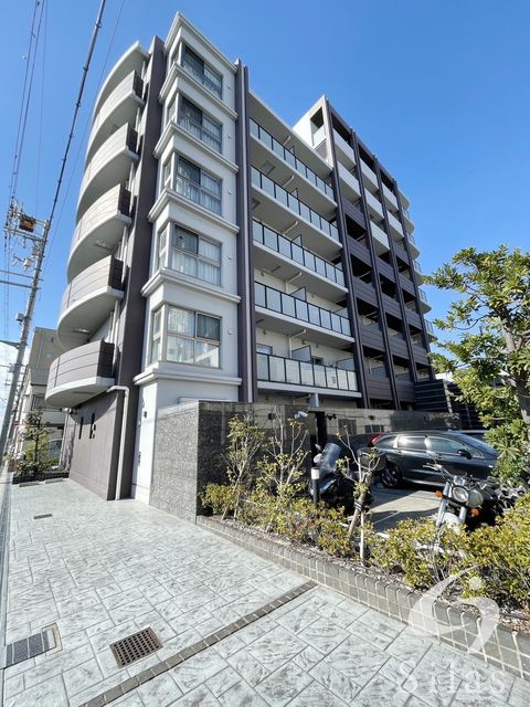 大阪市西淀川区柏里のマンションの建物外観