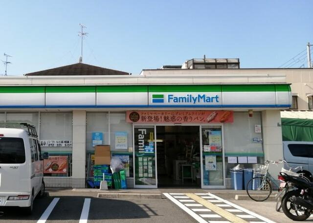 【堺市堺区錦綾町のアパートのコンビニ】