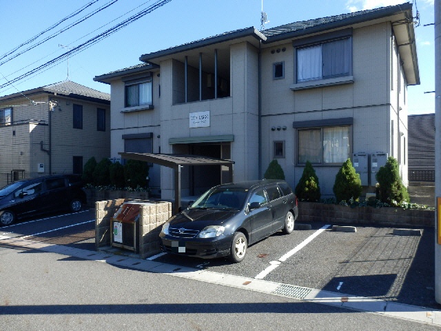 大津市雄琴北のアパートの建物外観