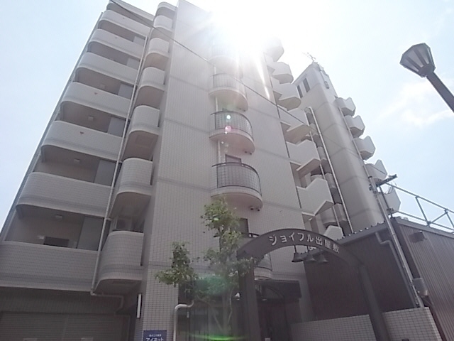 【尼崎市南竹谷町のマンションの建物外観】