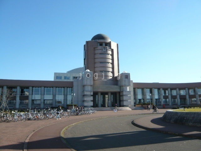 大学・短大　釧路市立釧路公立大学（大学・短大）まで724m