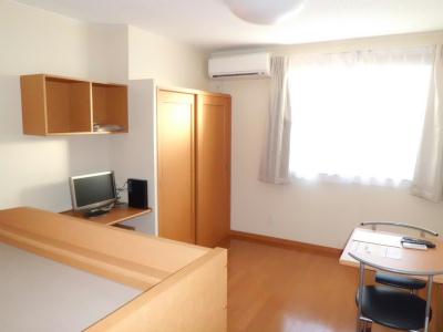 居室・リビング　陽当りの良い室内です。