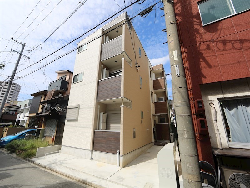 【プライムパークス名駅西の建物外観】