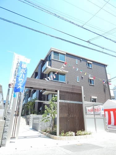 福岡市南区花畑のマンションの建物外観