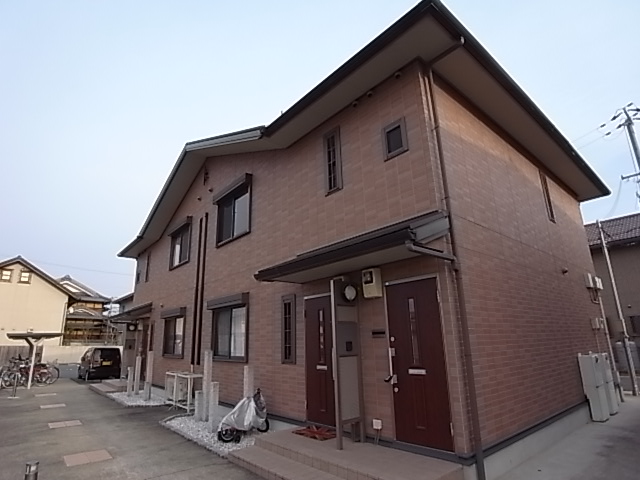 たつの市龍野町堂本のアパートの建物外観