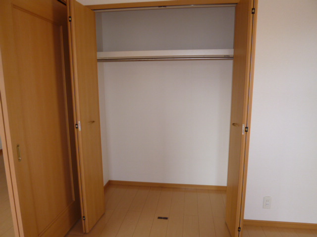 収納　クローゼット