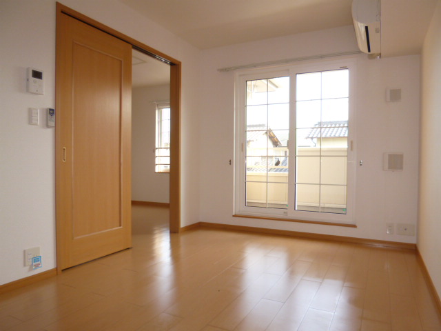 居室・リビング　リビング