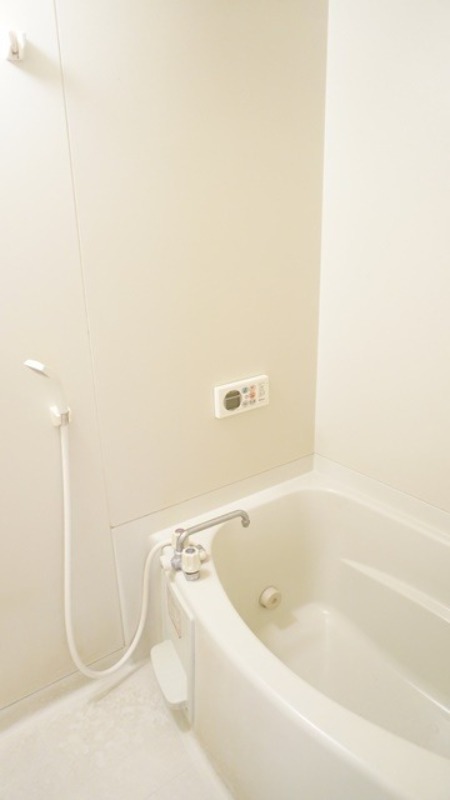 バス・シャワールーム　図面と現状に相違がある場合には現状を優先