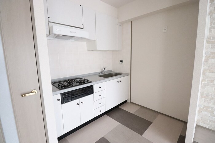 キッチン　システムキッチン（ガスコンロ付）