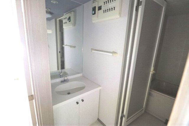 洗面設備　洗髪洗面化粧台