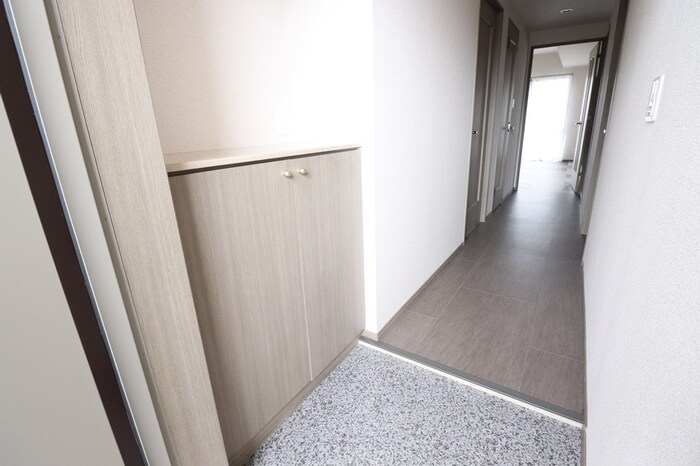 玄関　シューズボックス