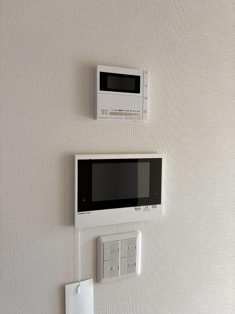 セキュリティ　モニター付きインターホン