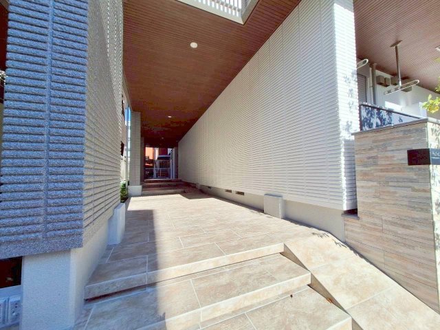 エントランス　★エントランス★